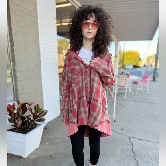 Oli and Hali mineral washed shacket - Picture 3 of 5